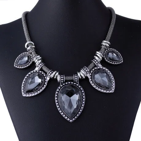 Fashion Jewelry Vintage Necklaces Gem Stone Choker Necklace Adult Acrylic Chain Pendants Statement For Women Collares