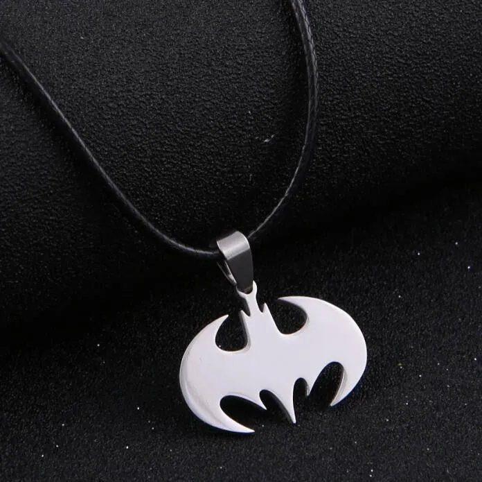 Fashion Silver chain Men Necklaces Jewelry Slippy Bat Batman Sign Pendant Stainless Steel Pendant with Chain Necklace