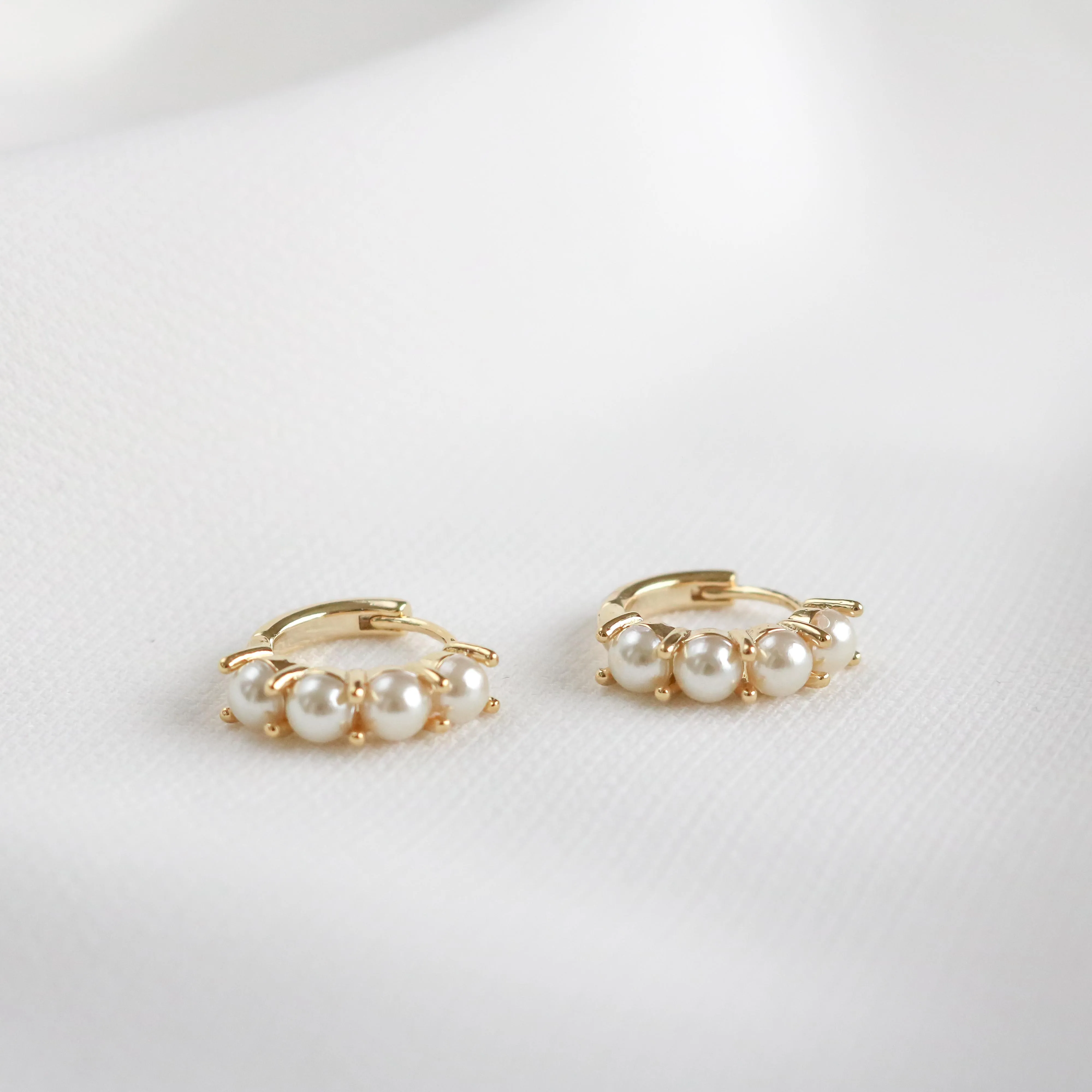 Heloise Pearl Hoop Earrings