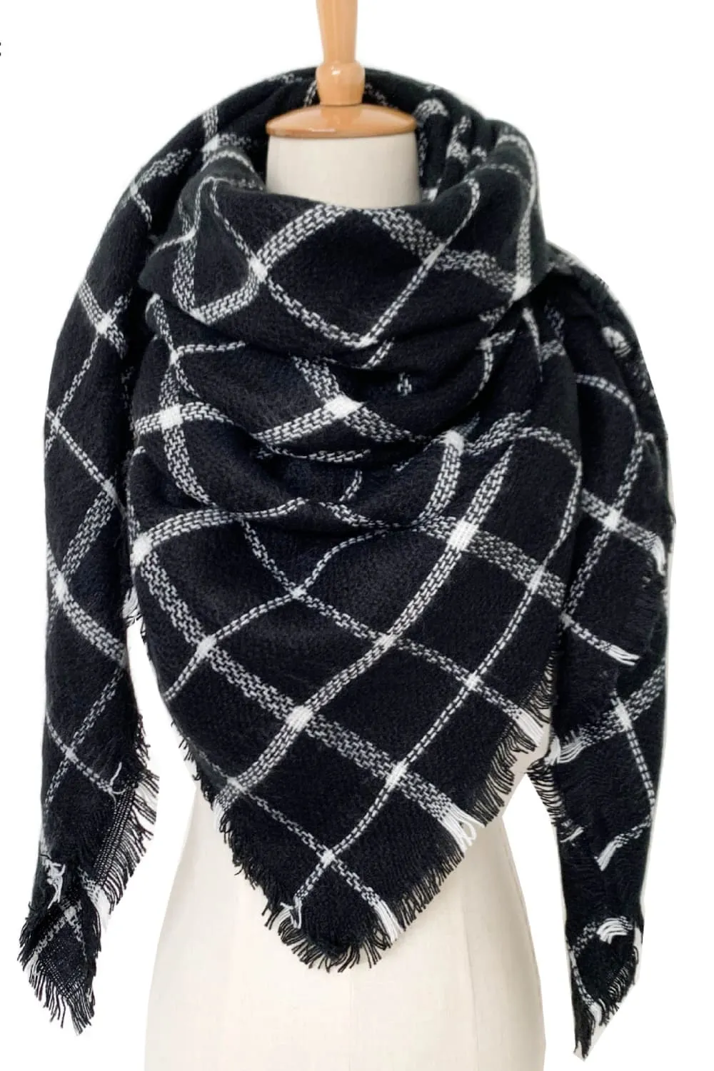 Plaid Scarf - Imitation Cashmere for a Classic Winter Look