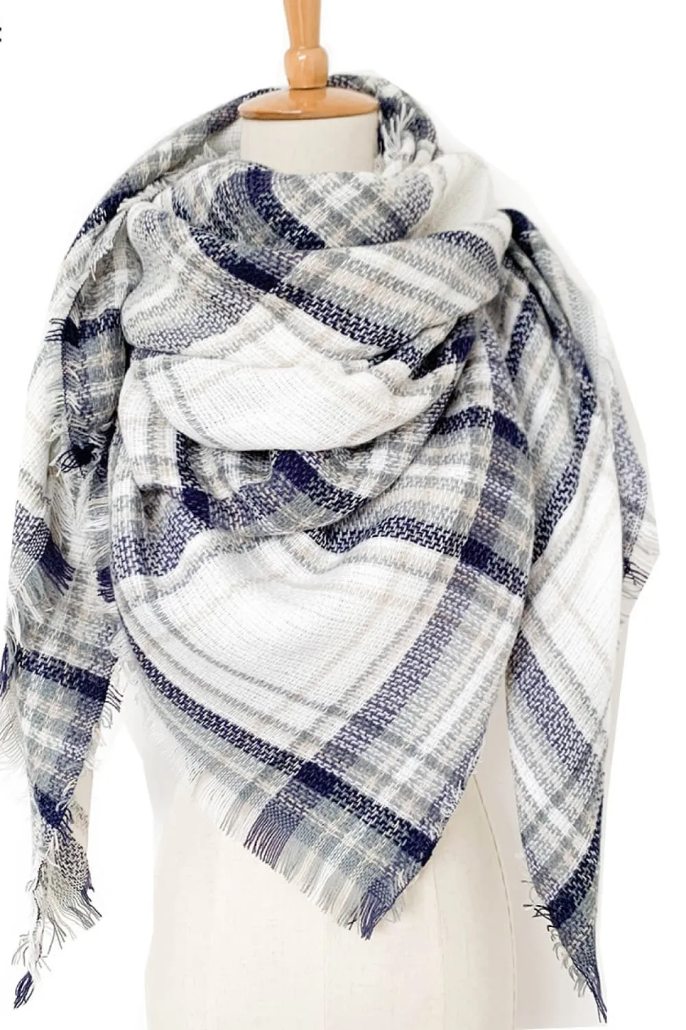 Plaid Scarf - Imitation Cashmere for a Classic Winter Look