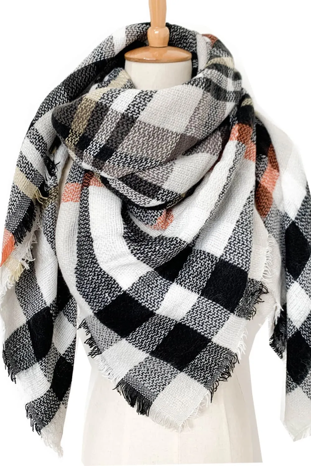 Plaid Scarf - Imitation Cashmere for a Classic Winter Look