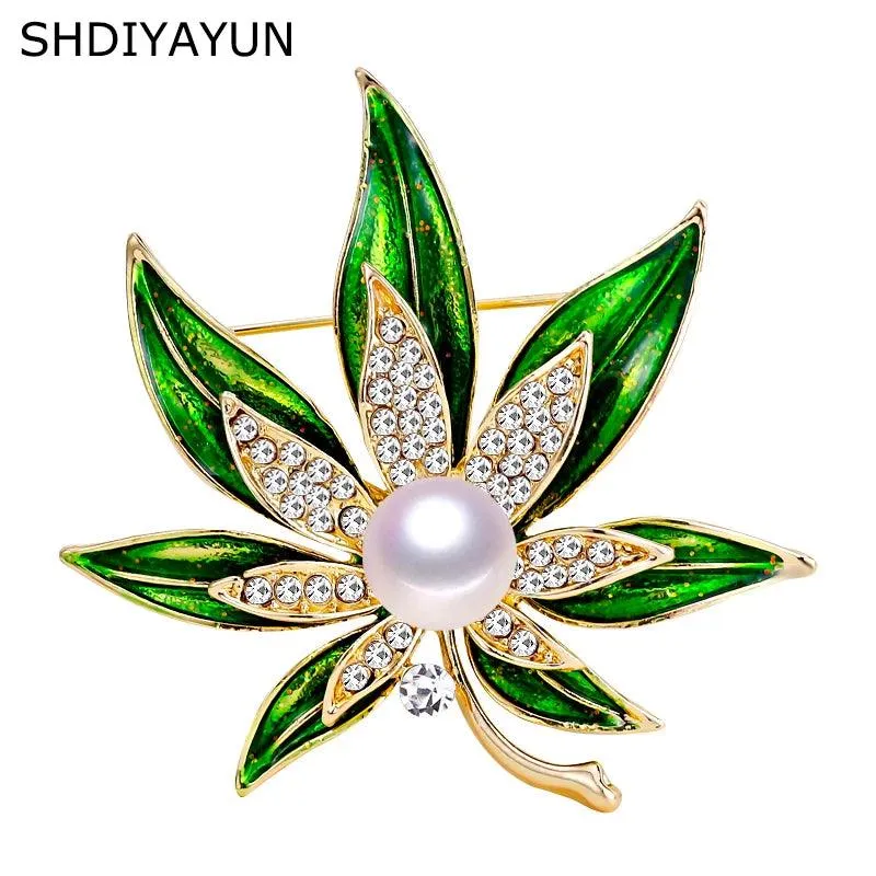 SHDIYAYUN 2019 New Leaf Brooch Natural Freshwater Pearl Brooch Simple Enamel Pins for Women Wedding Jewelry Women's Accessories