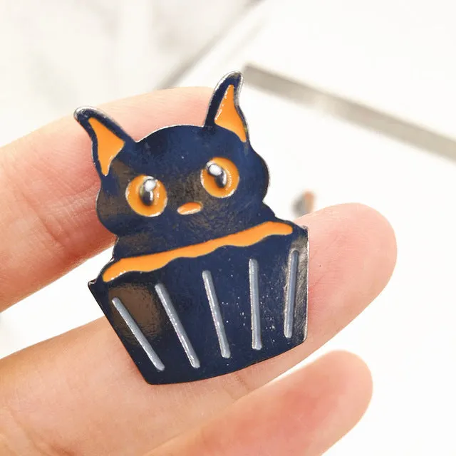 Timlee X147 Cute Halloween Ghost Pumpkin Cup Cake Cat Flamingo Enamel Pin Bird Owl Unicorn Cactus Alloy Brooch Pins Wholesale