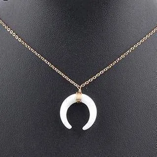 Vintage Acrylic Ox Horn Moon Choker Bohemian Necklace