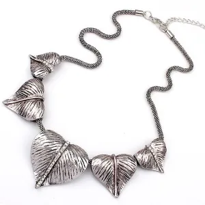 Vintage Heart Leaves Silver Plated Statement Necklace Women Necklaces & Pendants Colar Summer Style Jewelry For Gift Party